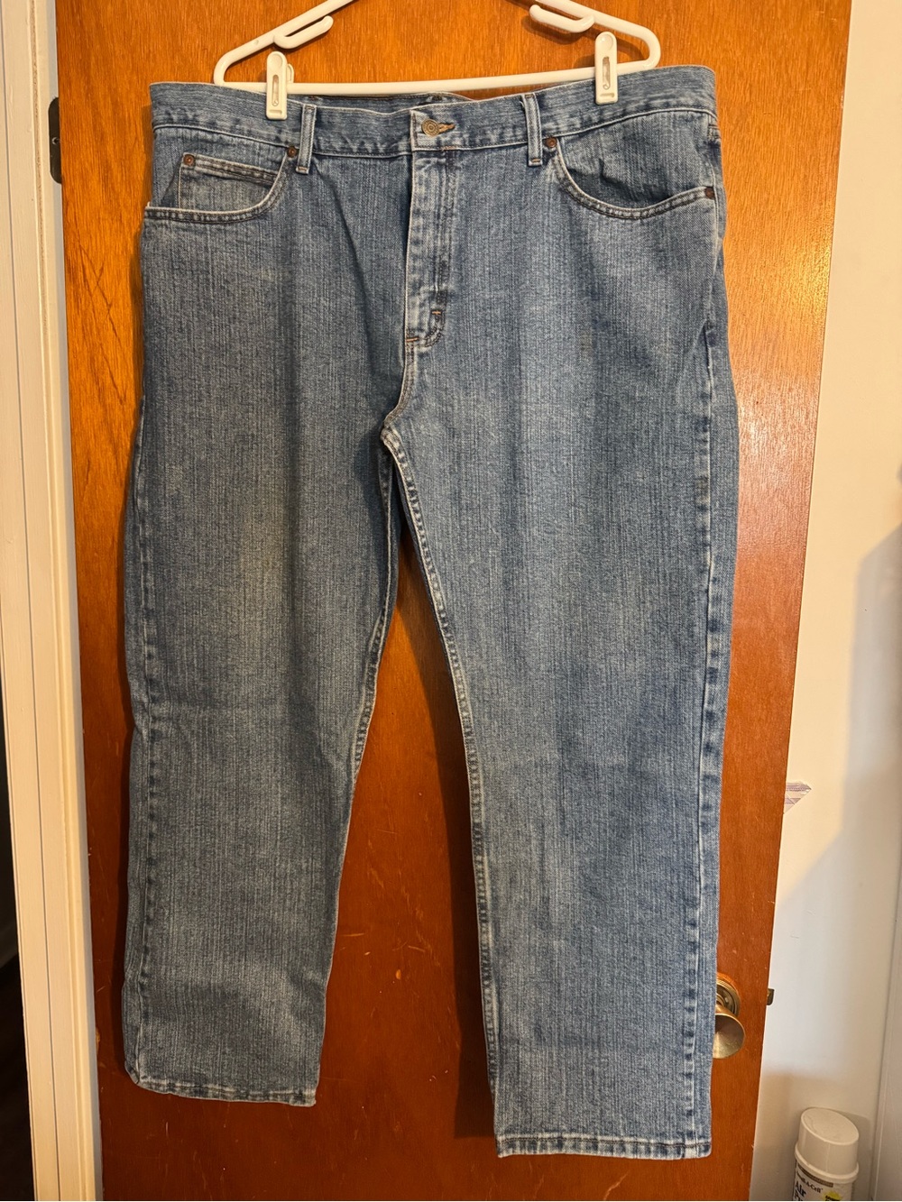Lee Men’s 42 x 30 Straight Jeans in Light Blue Denim